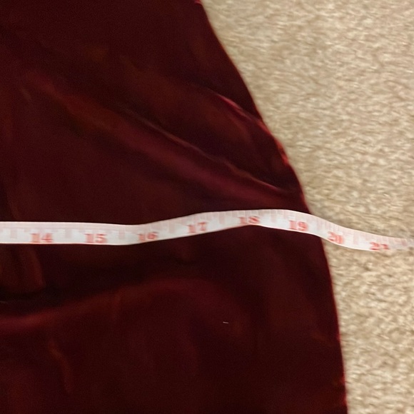 Stunning Vintage 90’s Burgundy Velvet Long Sleeve Mock Neck Gown Gothic Sz Small - Picture 11 of 15